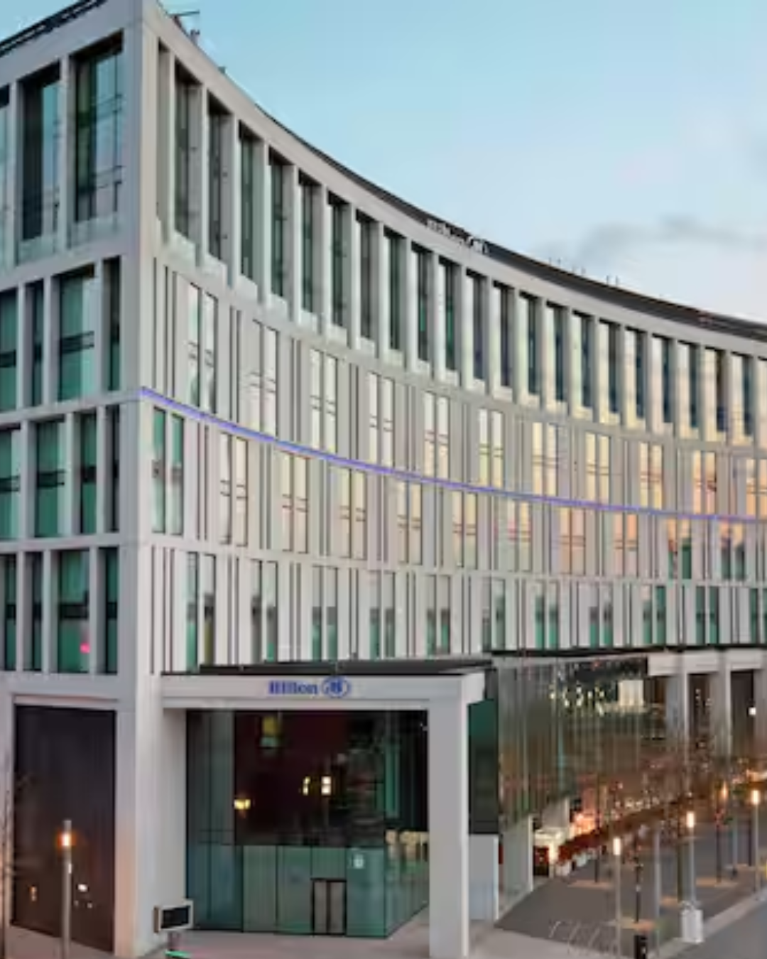 Hilton Thomas Steers Way